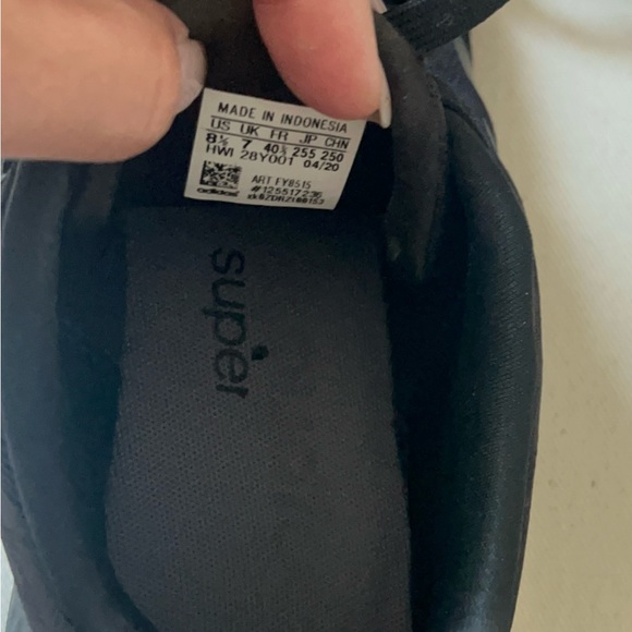 Adidas Black Sneakers - Picture 7 of 9